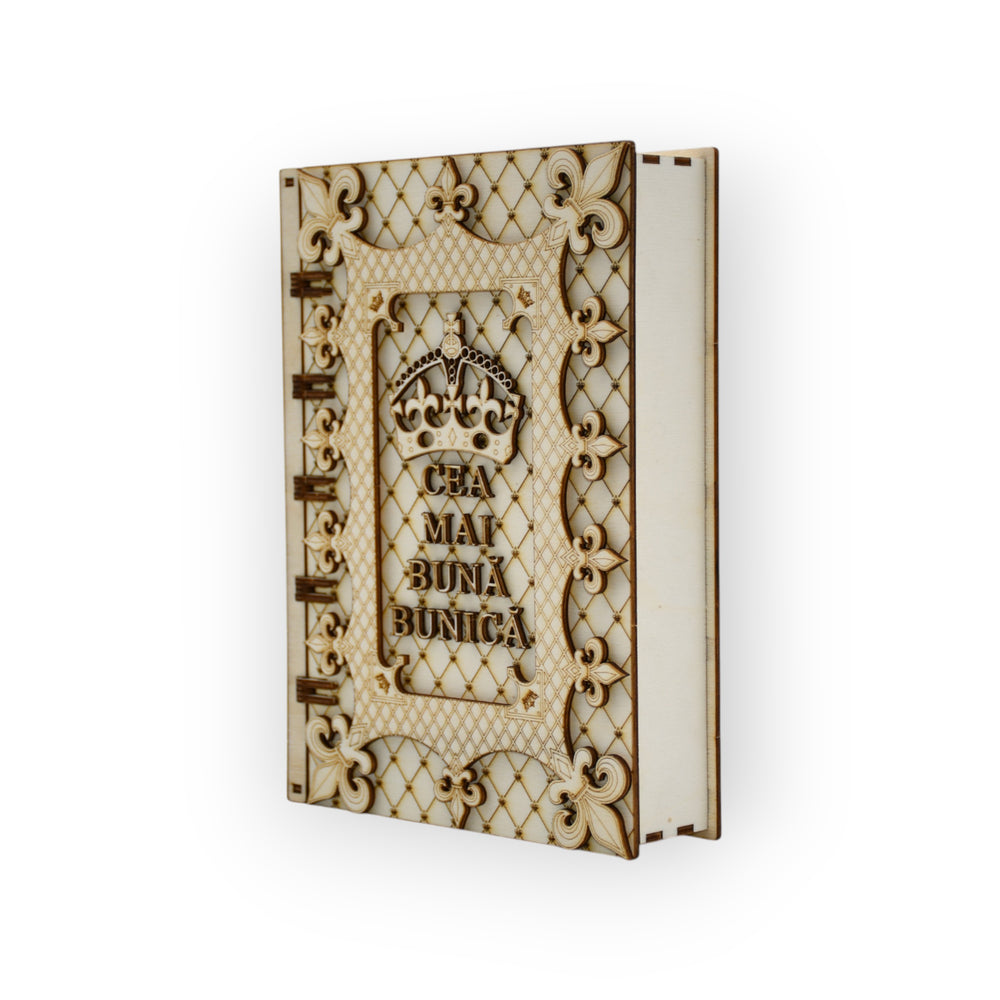 cutie personalizată din lemn pentru bunică - frontalǎ