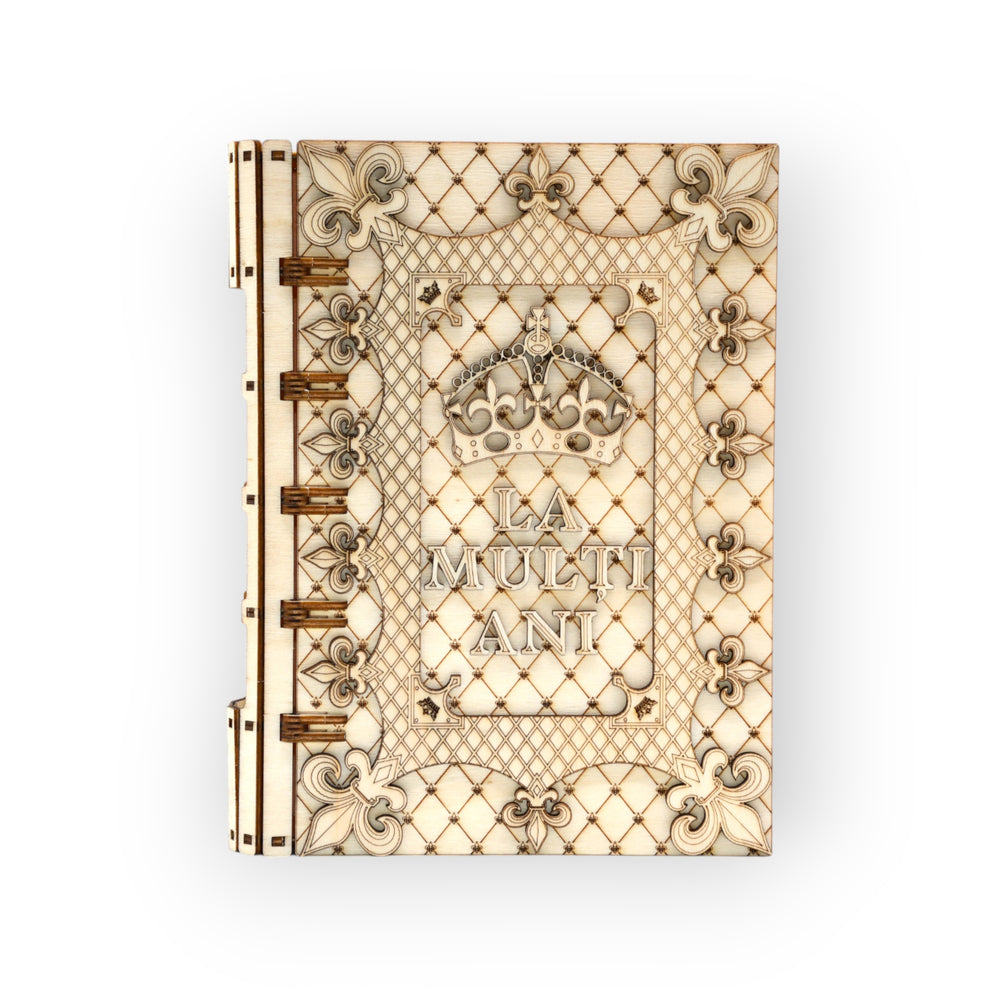 copertă frontală cutie cadou lemn cu mesaj aniversar gravat