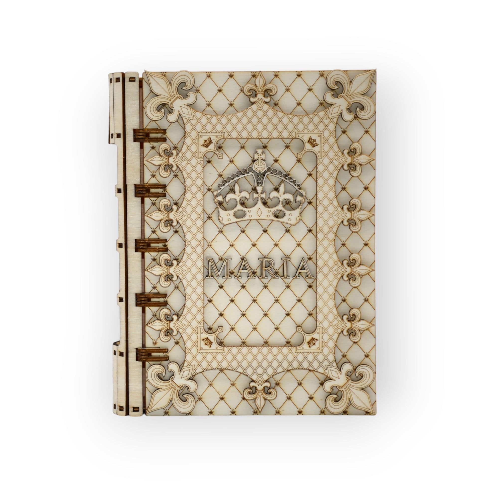cutie cadou tip carte personalizata din lemn gravat cu numele Maria si decor regal

