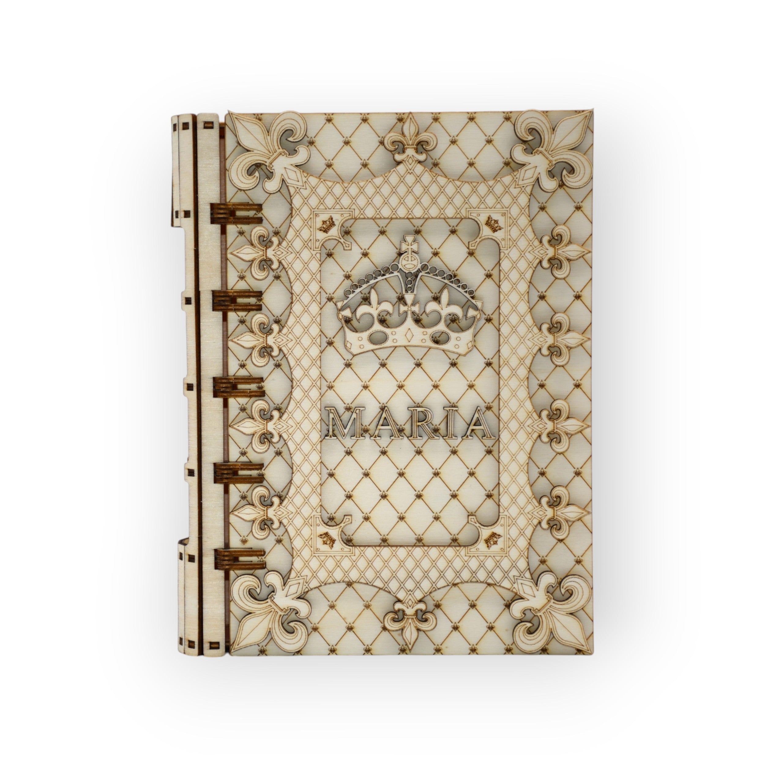 cutie cadou tip carte personalizata din lemn gravat cu numele Maria si decor regal

