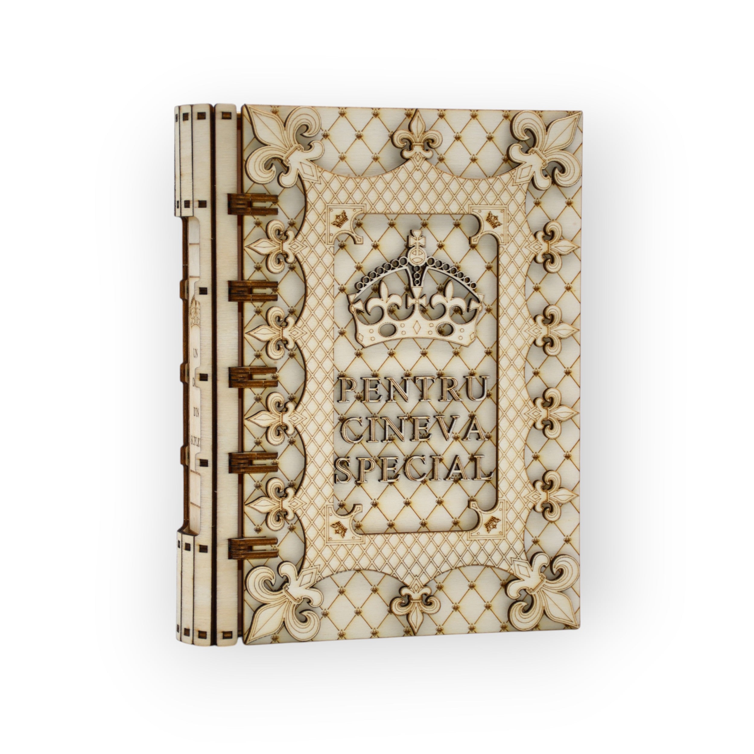 cutie tip carte personalizată pentru cadou special – unghi ușor lateral

