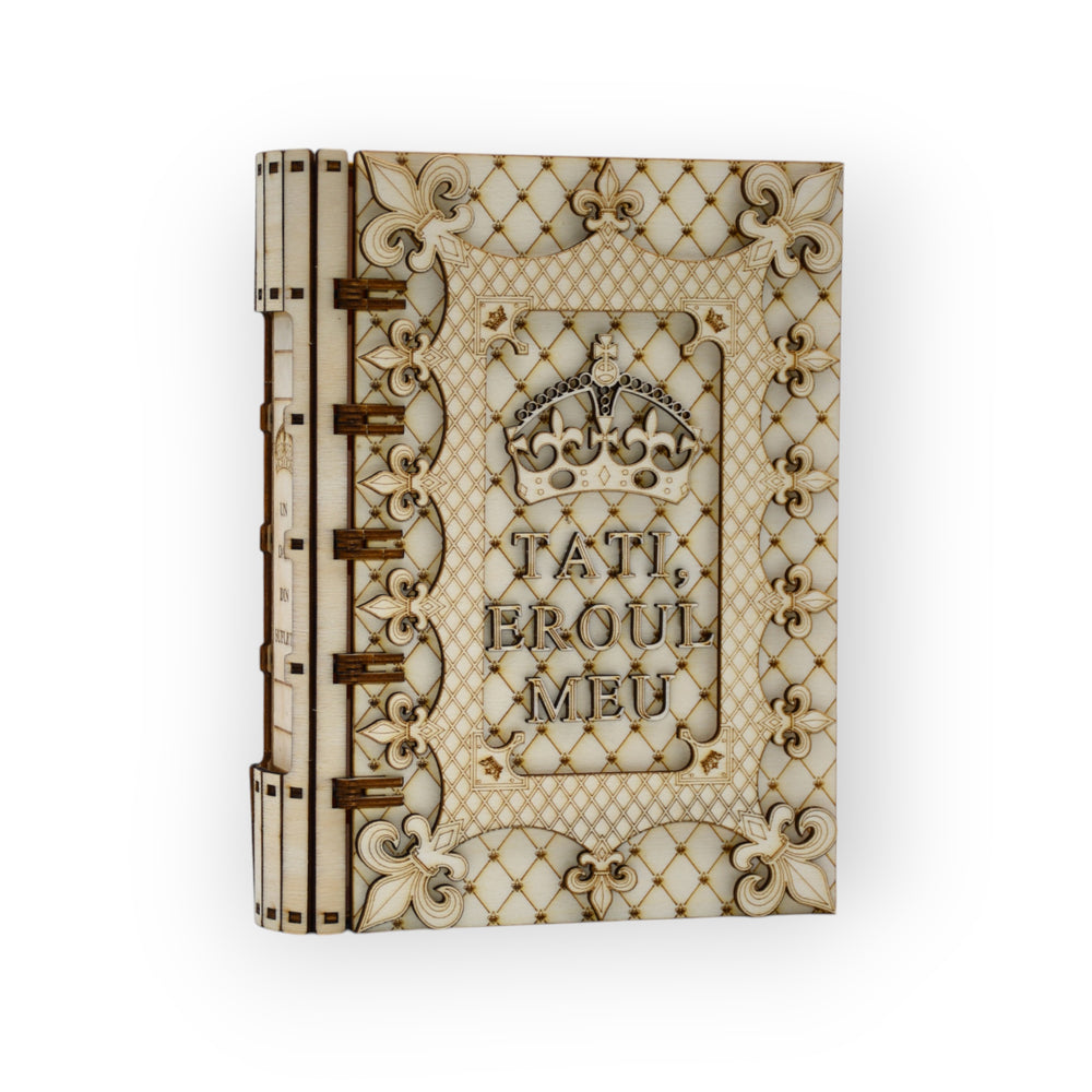 Ambalaj premium din lemn cu mesaj pentru tată – vedere din față