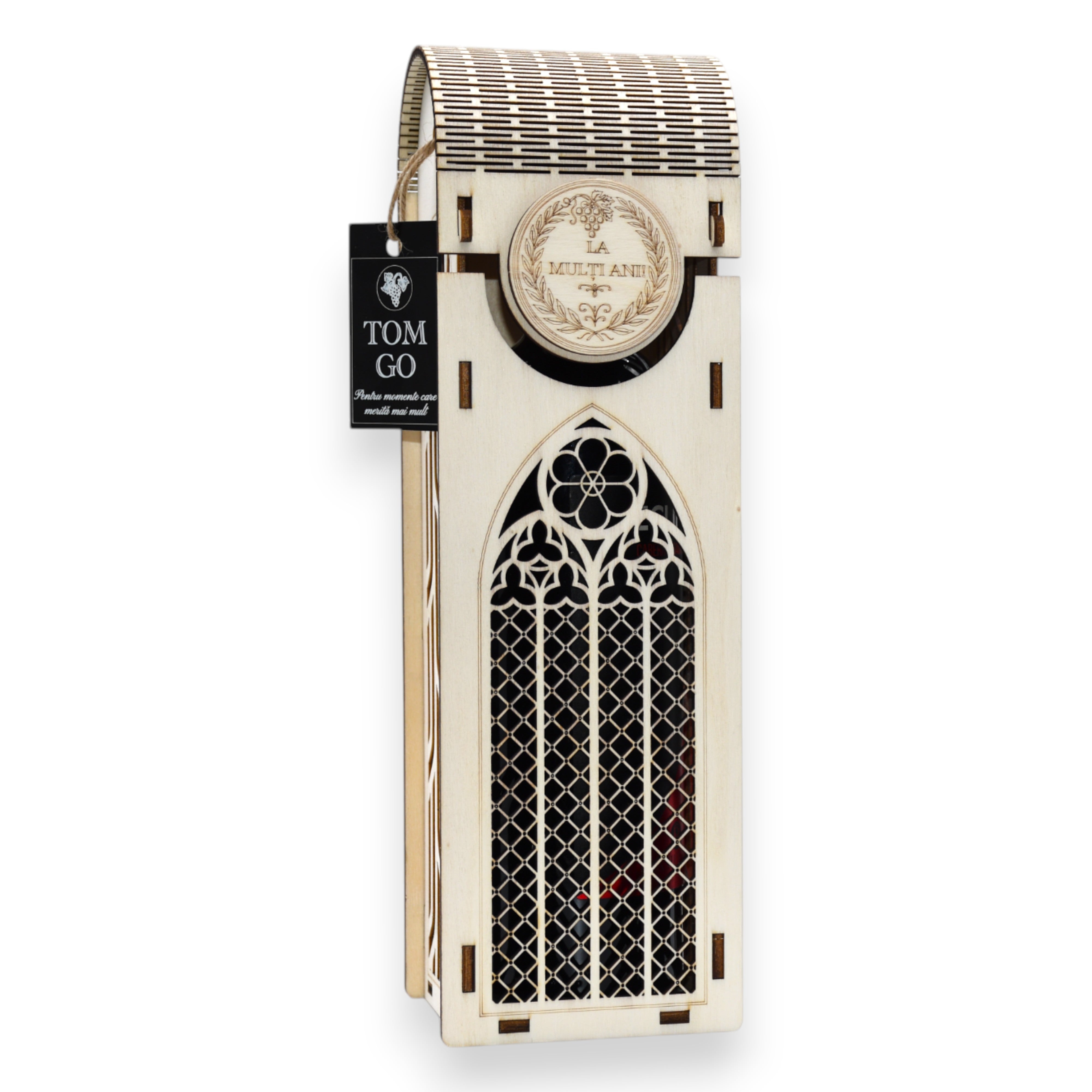 Cutie de vin cu finisaj laser, detalii arhitecturale gotice și mesaj „La mulți ani”
