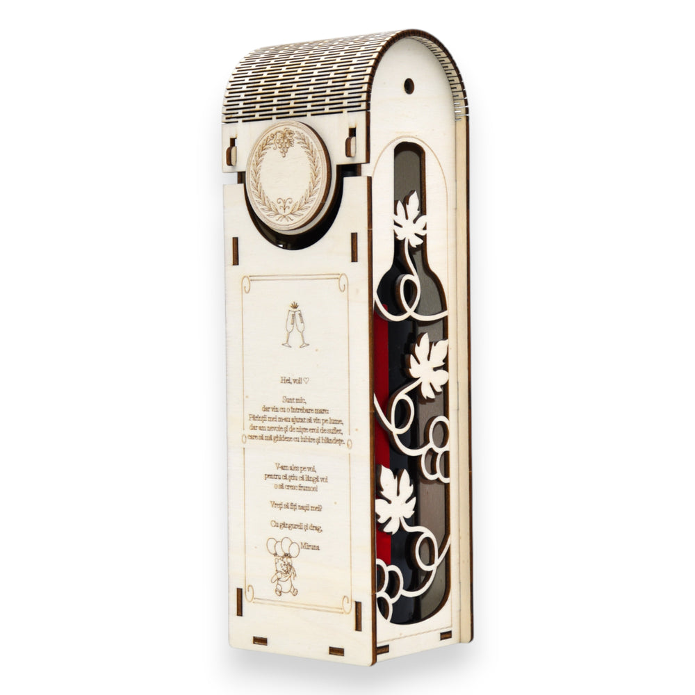 Cutie vin din lemn, capac arcuit, cu model sticlă și viță de vie decupată, ideală pentru cadouri