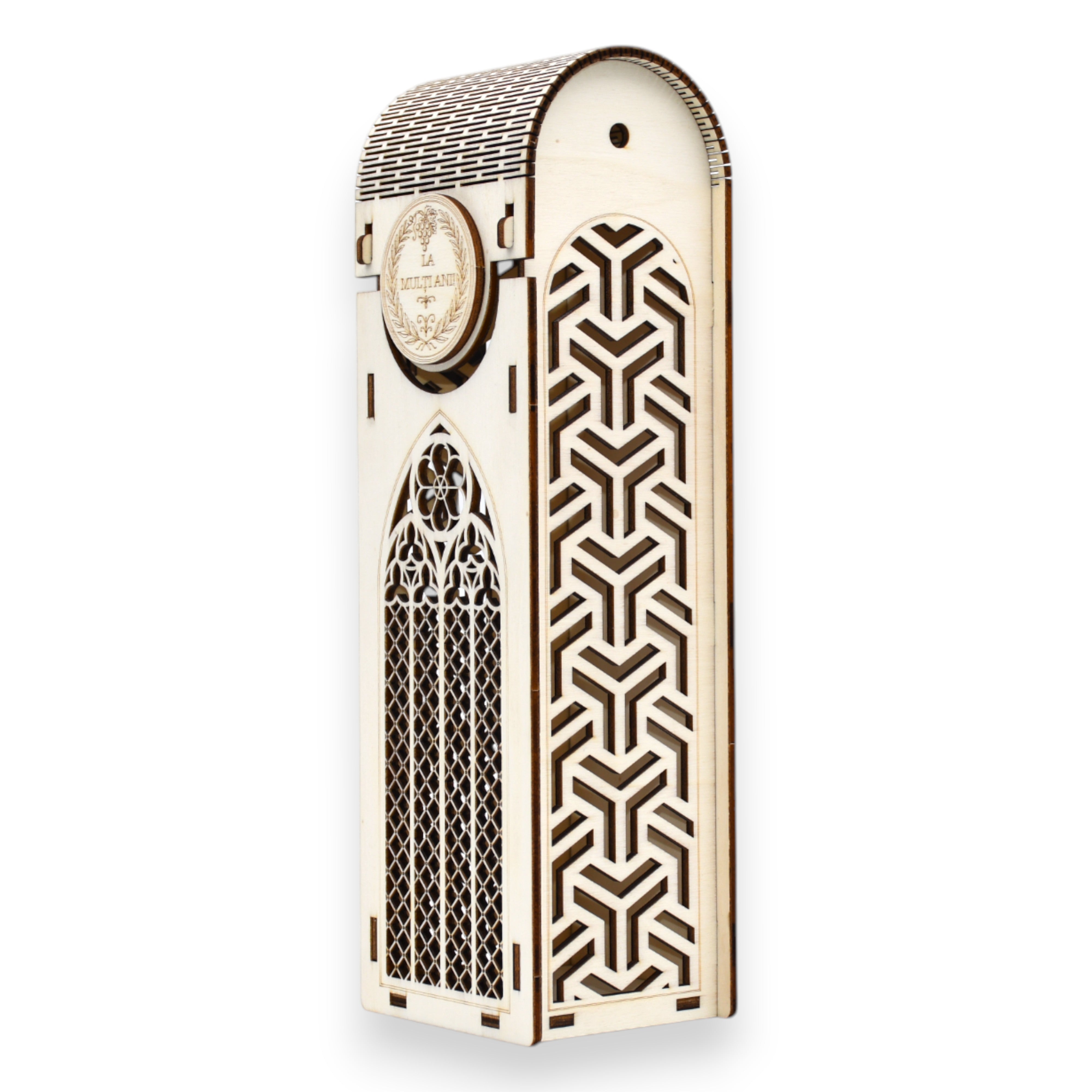 Cutie vin aniversară din lemn, cu combinație de decupaje florale gotice și motive geometrice moderne