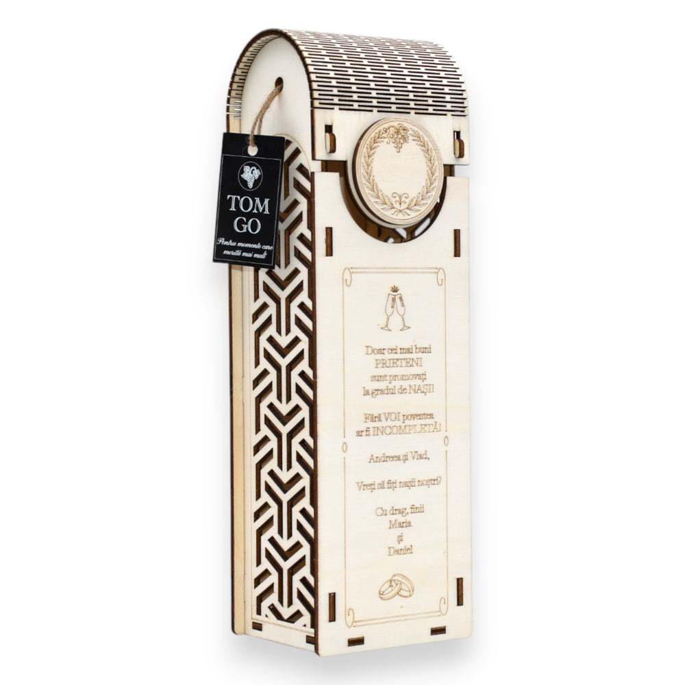 Cutie vin lemn cu mesaj personalizat  și model geometric 3D, capac curbat.