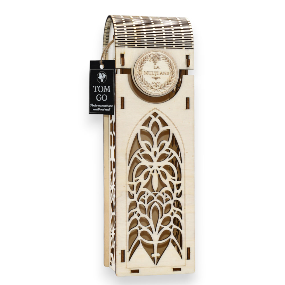 Cutie elegantă din lemn cu decupaje artistice și tematică natură, ideală pentru cadou