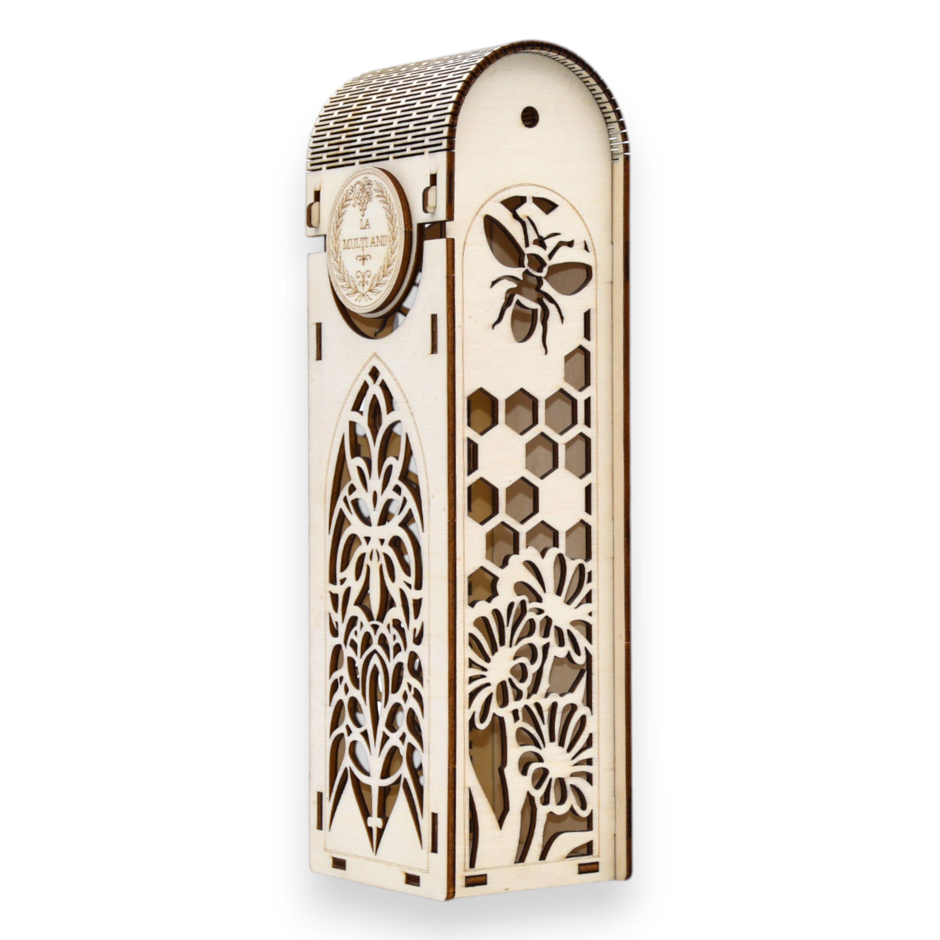 Cutie cadou din lemn cu albină, fagure și flori, finisată manual pentru un aspect rafinat