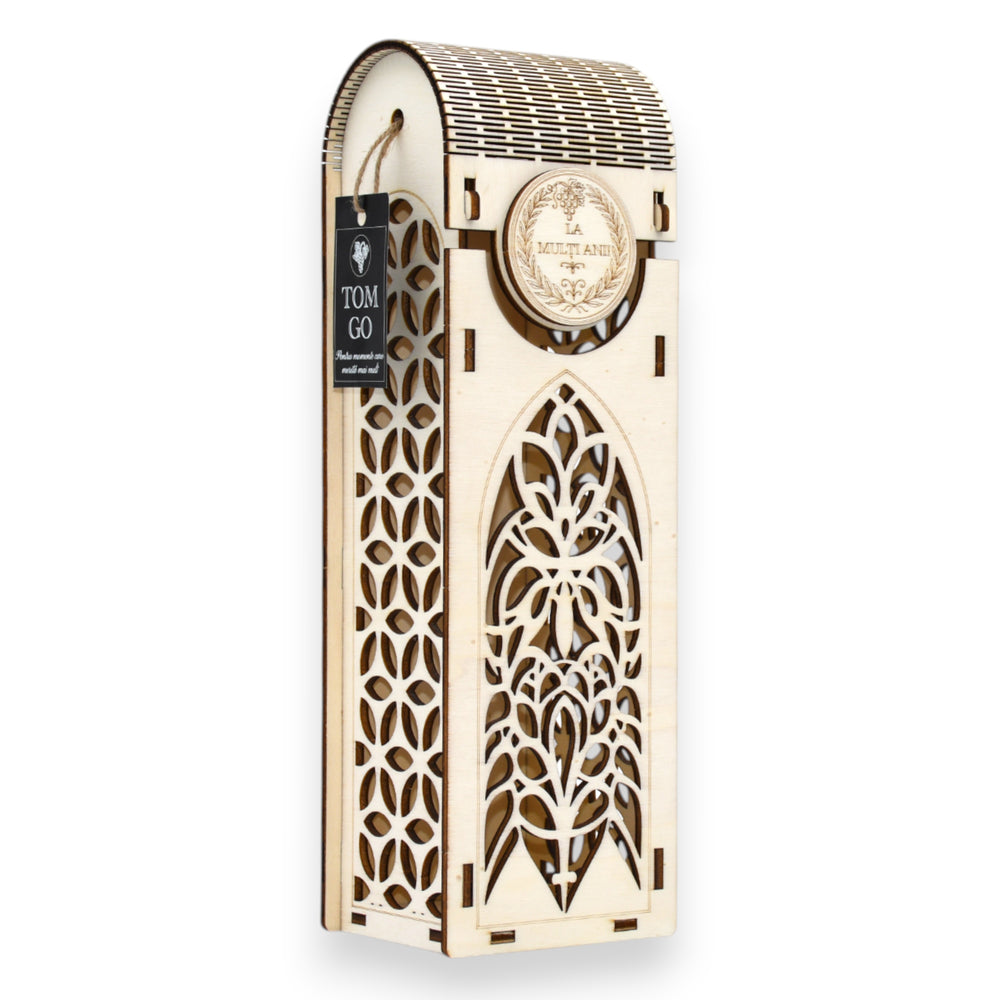 Ambalaj premium din lemn „La Mulți Ani” cu vitraliu gotic și laterale cu model floral