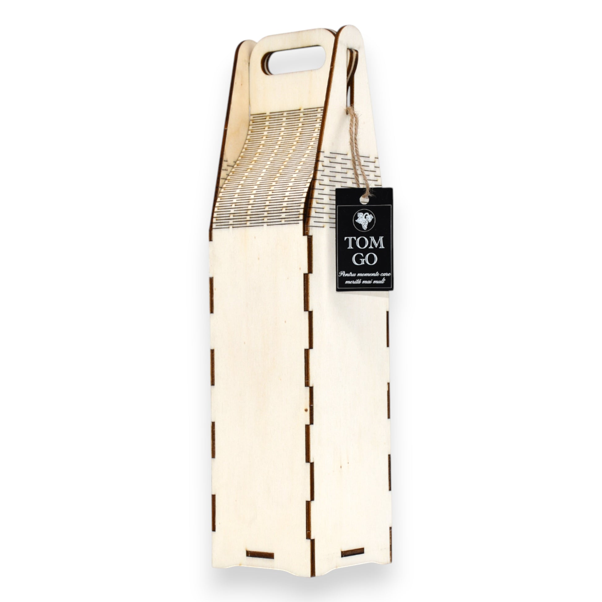 Cutie de vin din lemn cu model geometric decupat și design modern, perfectă pentru ocazii speciale