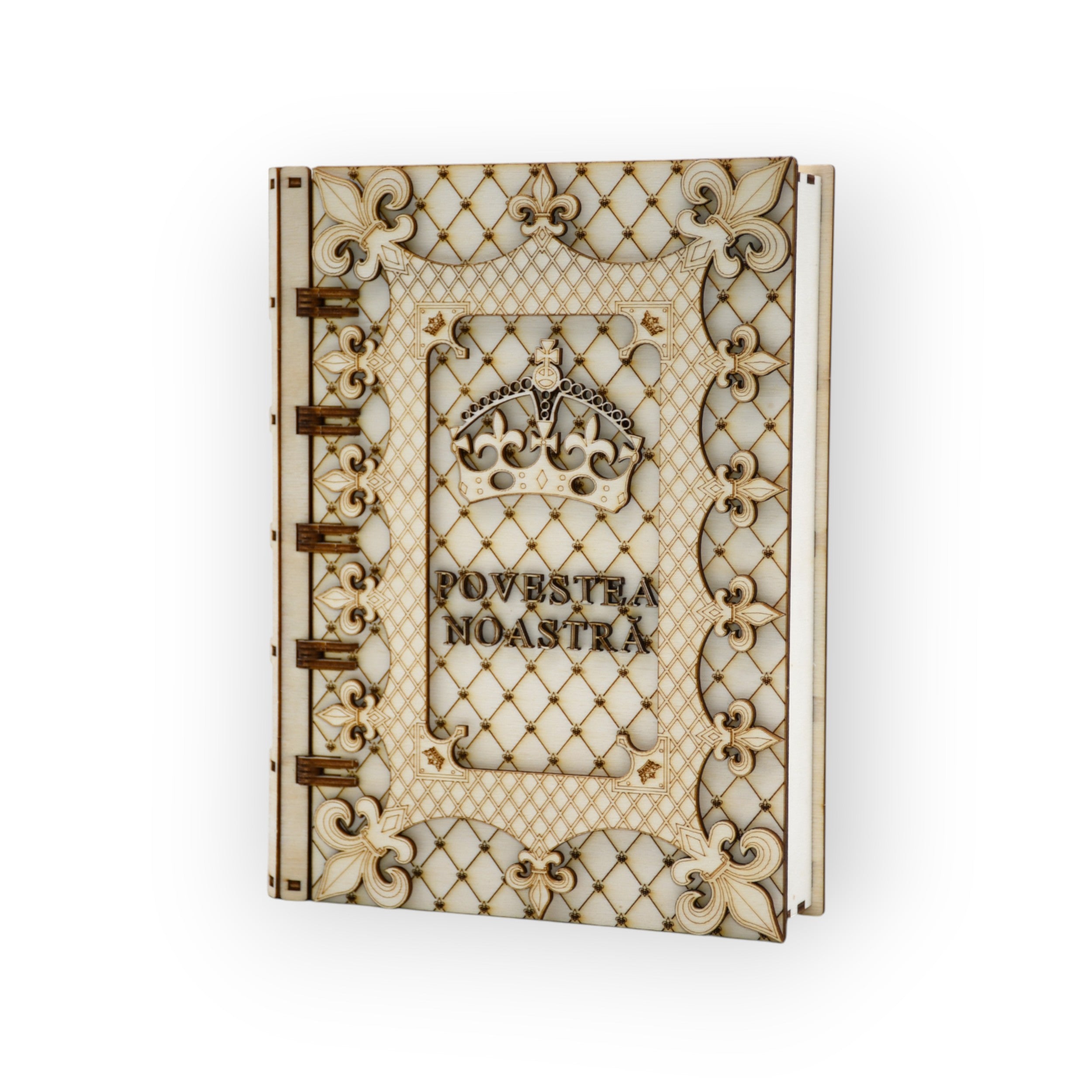 cutie din lemn personalizata pentru cupluri cu design vintage elegant

