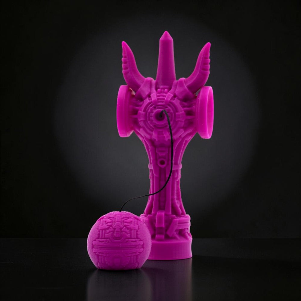 Skill toy Geeker TOM Angel de la Tom GO, roz, imprimat 3D din PLA+, cu design futurist și cupe laterale suplimentare.