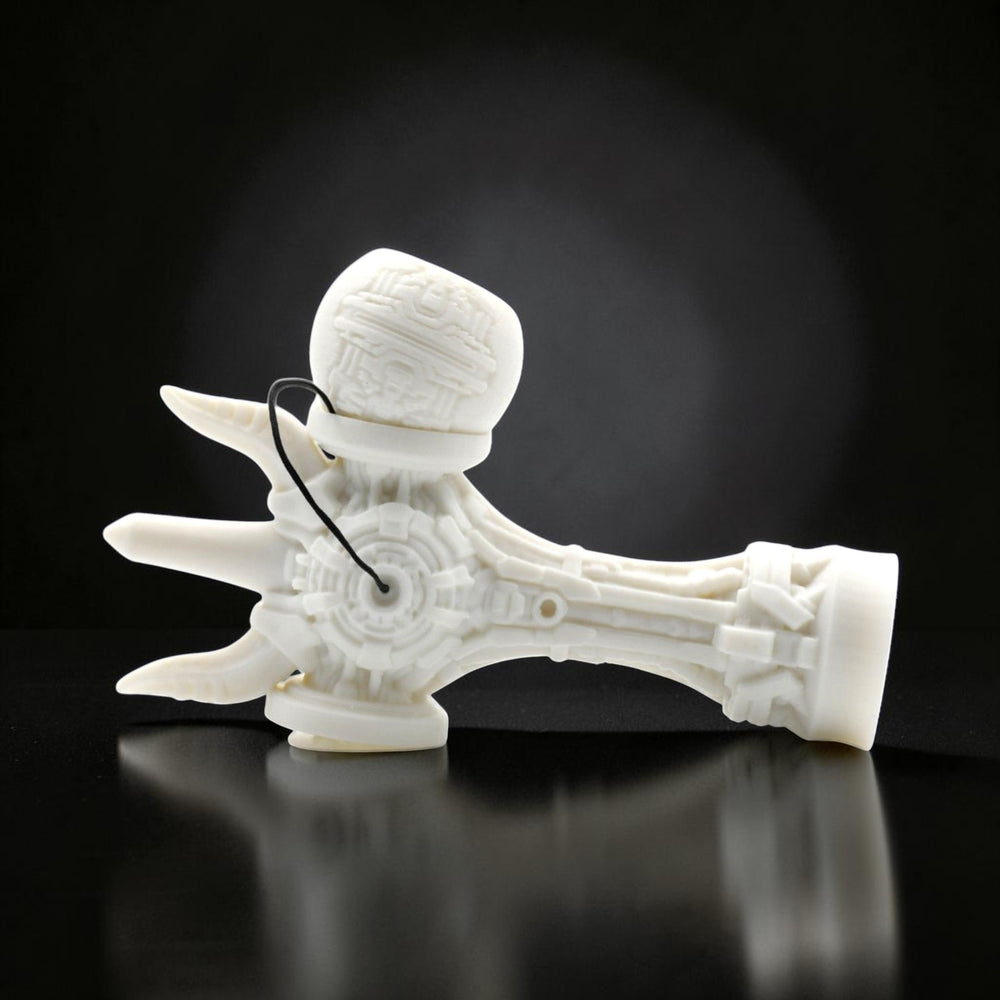 Skill toy Geeker TOM Angel de la Tom GO, alb, imprimat 3D din PLA+, cu design futurist și cupe laterale suplimentare