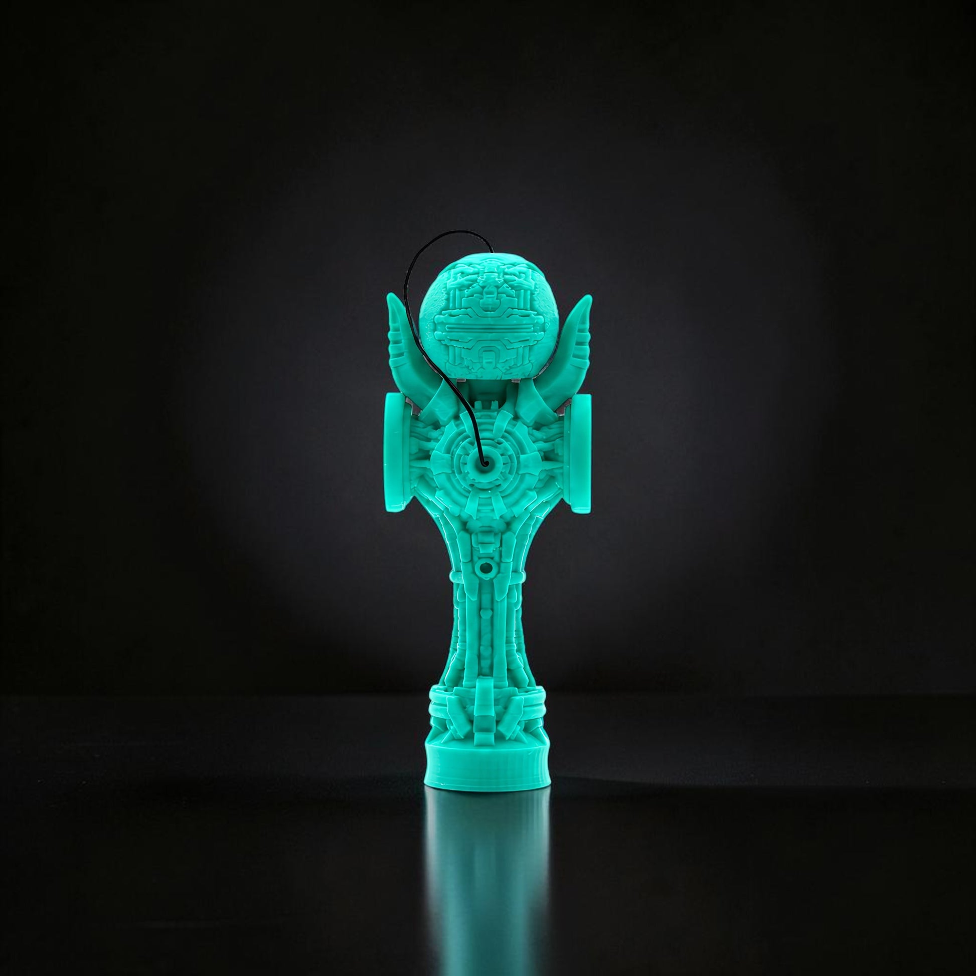 Skill toy Geeker TOM Angel de la Tom GO, turcoaz, imprimat 3D din PLA+, cu design futurist și cupe laterale.