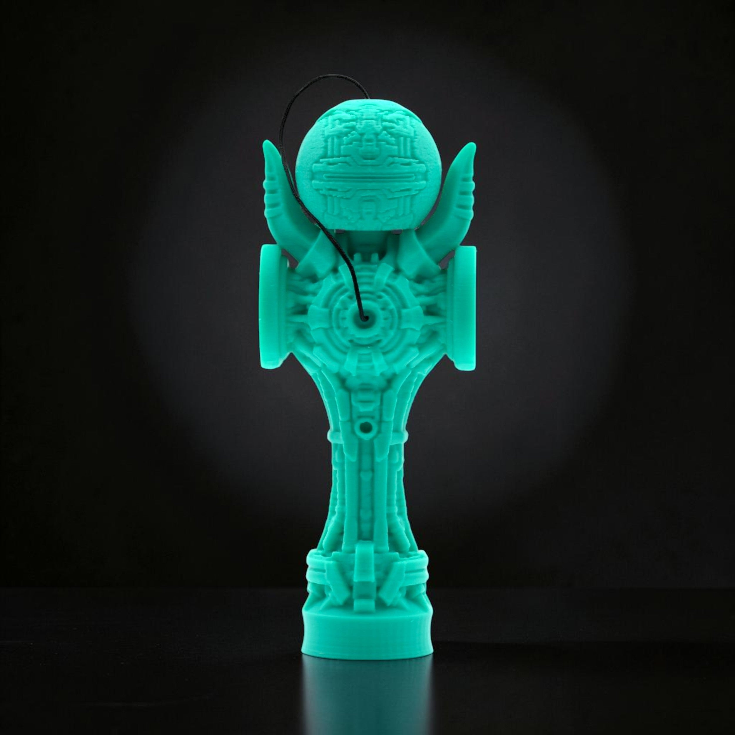 Skill toy Geeker TOM Angel de la Tom GO, turcoaz, imprimat 3D din PLA+, cu design futurist și cupe laterale extra.