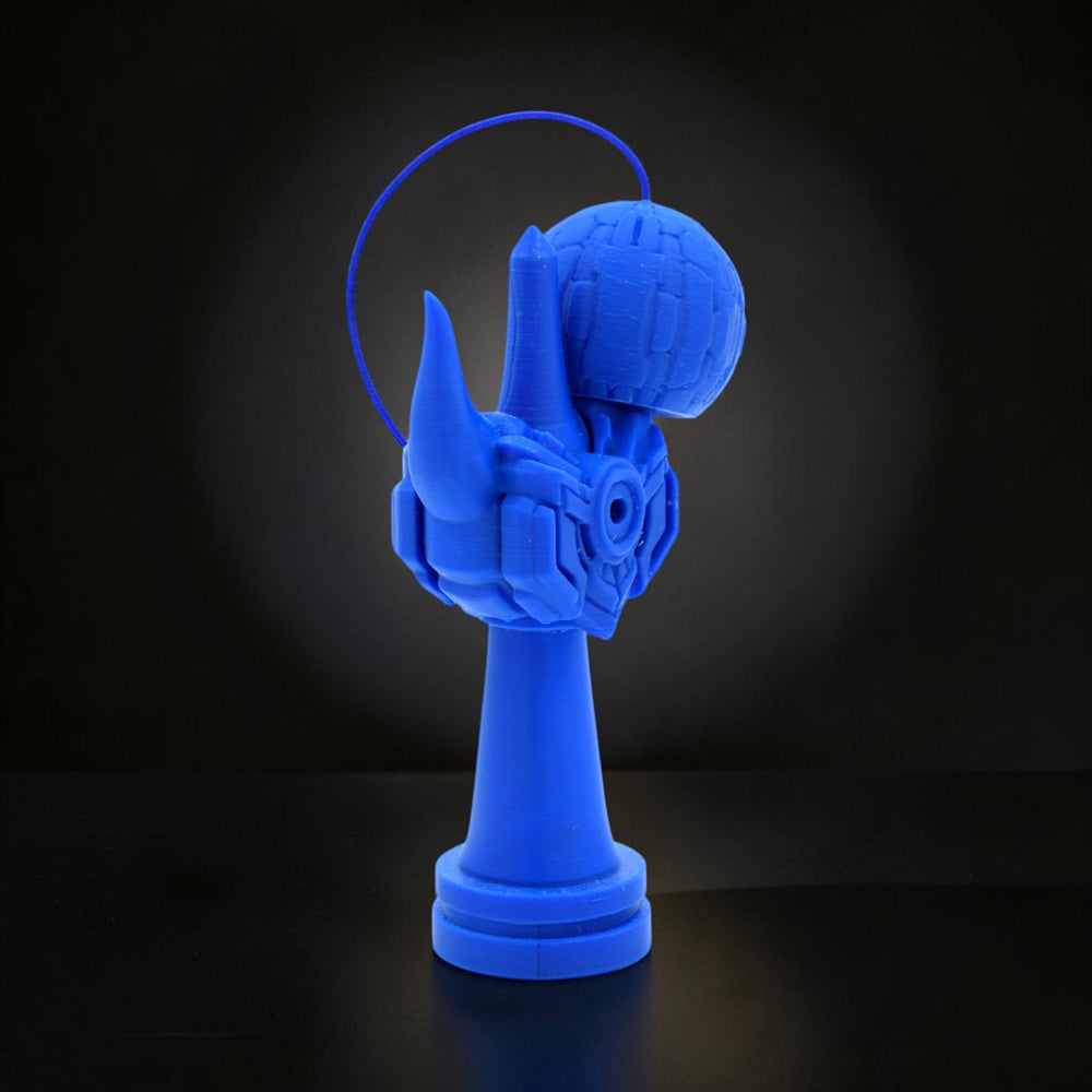 Kendama Geeker Iron S, albastru, din plastic, cu design robotic inspirat de armură, de la Tom GO.